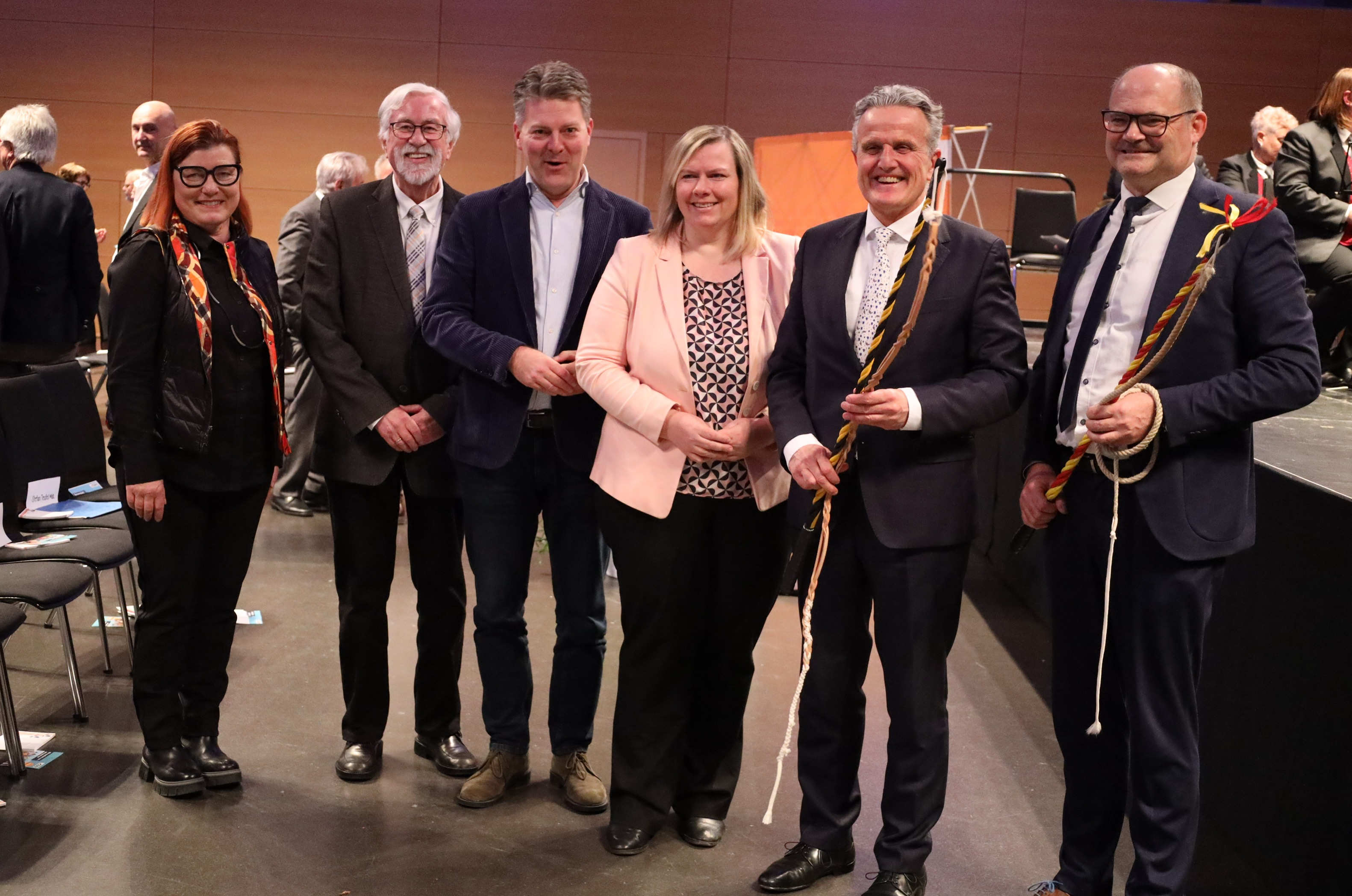 Die stellvertretenden CDU-Kreisvorsitzenden Andrea Kopp und Lothar Reinhardt (von links) sowie die  Abgeordneten Dr. Andreas Schwab, Maria-Lena Weiss, der Stuttgarter OB Dr. Frank Nopper und Landtagsabgeordneter und CDU-Kreisvorsitzender Stefan Teufel. 